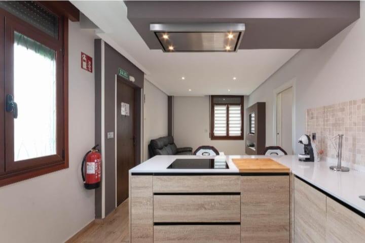 A Tan Solo 800 Metros De San Mames Apartment Bilbao Luaran gambar